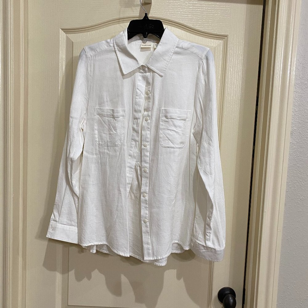 Westbound shirt  55% cotton  45% rayon  size L  clean  needs ironing